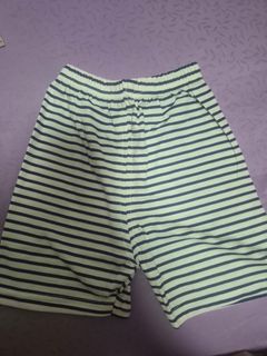 (Category: ) located in . Submitted by chic_runway (Listing ID 1448013116, Image 1). Description: .
