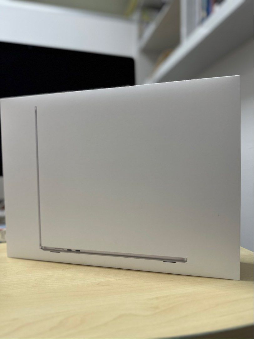 Brand New MacBook Air 15” M5