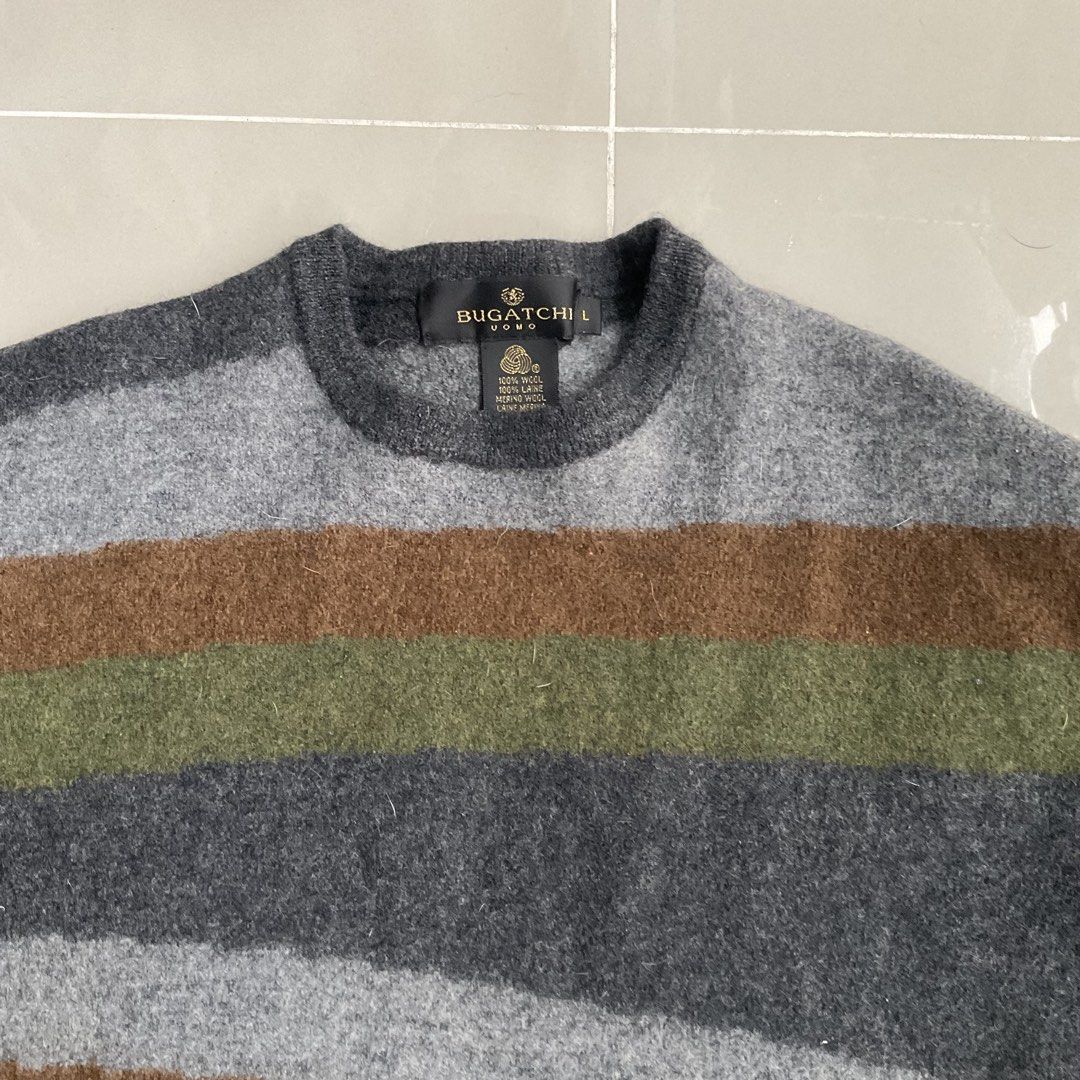 BUGATCHI italian sweater (Category: Luxury Apparel) located in Valenzuela. Submitted by heroeia (Listing ID 1447956352, Image 3). Description: shoot an offer! price is nego .