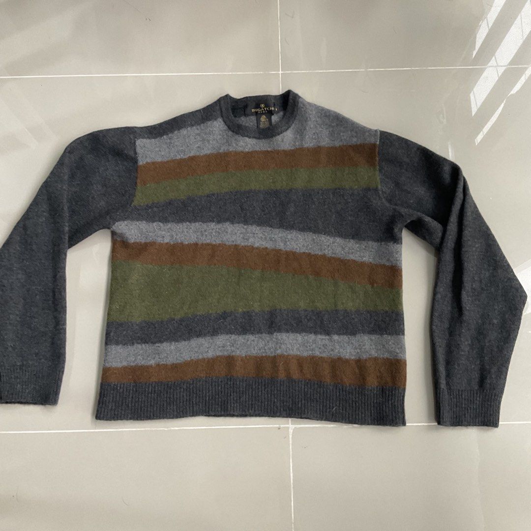 BUGATCHI italian sweater (Category: Luxury Apparel) located in Valenzuela. Submitted by heroeia (Listing ID 1447956352, Image 1). Description: shoot an offer! price is nego .