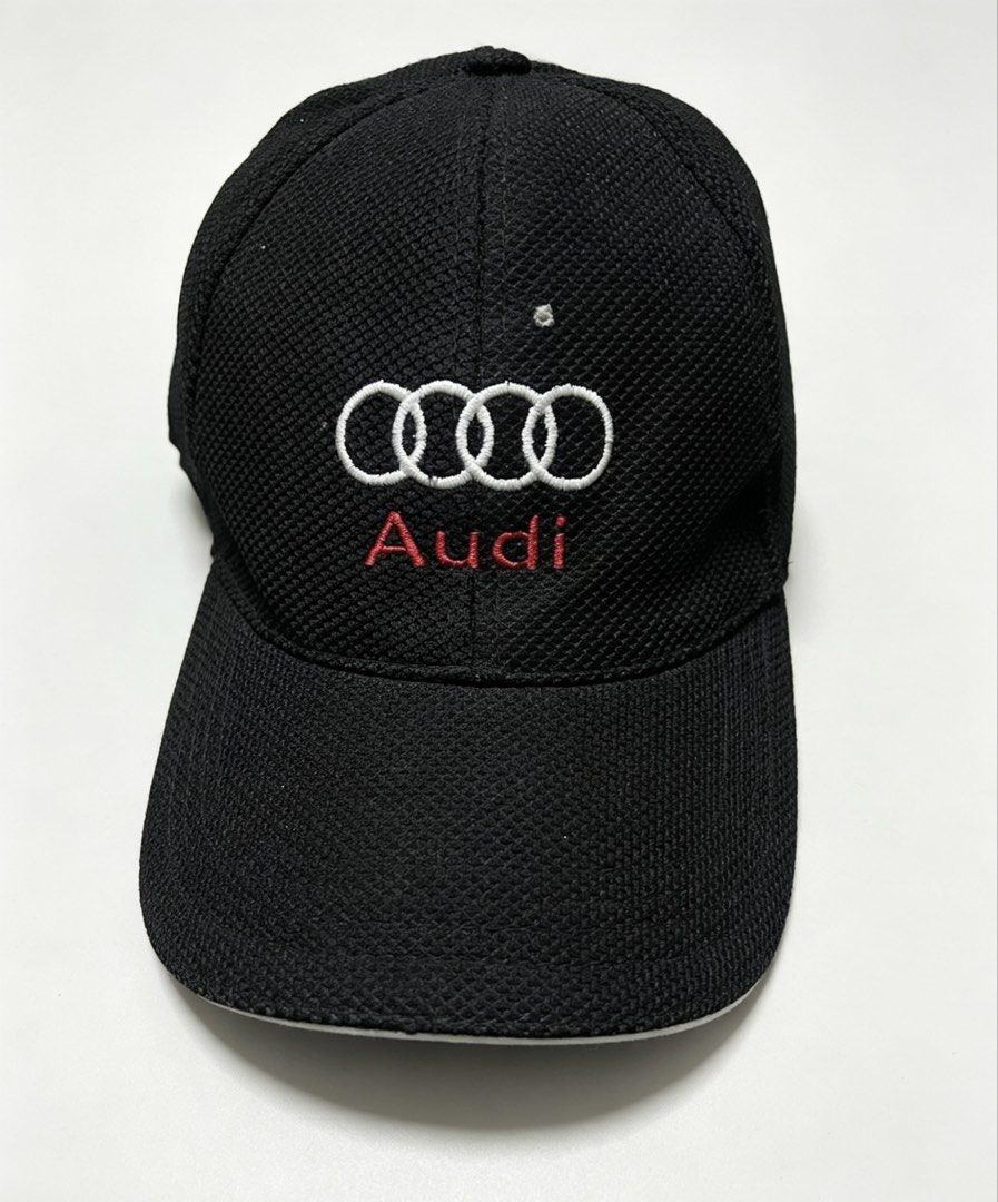 Cap audi (Category: Cap & Hats) located in Shah Alam. Submitted by lynnshin88 (Listing ID 1448001071, Image 1). Description: Condition luar hensem lagi 8/10 Meterial kain berkualiti Dalam pun ok cuma getah dia longgar sikit kene ganti getah baru atau jahit kemas supaya fit tapi kalau kepala anda besar ok takda masalah. Pos dfod.