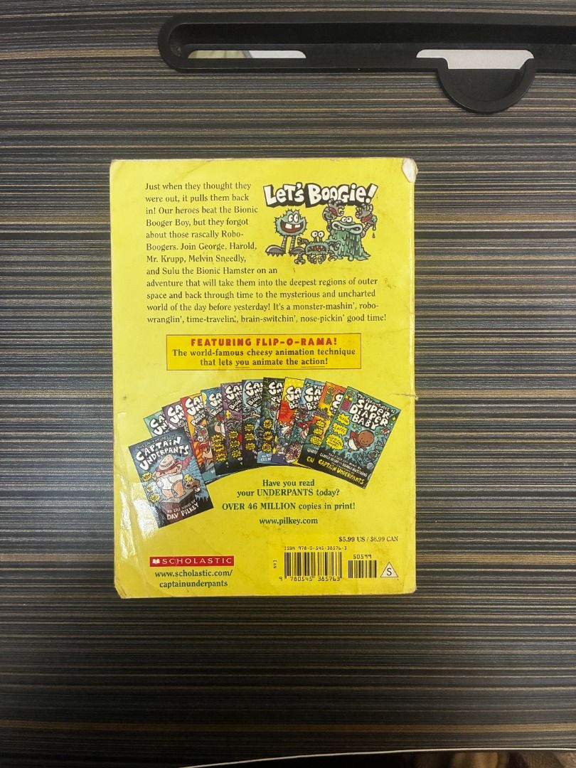 Captain Underpants: Let's Boogie! Flip-O-Rama Book （分類：小說及非小說）位於 Hong Kong。 由 itemseller2090 提交（商品編號 1447910554，圖片 2）。簡介： Captain Underpants book, "Let's Boogie!". Features the fun Flip-O-Rama animation technique. This story takes you on an adventure into the deepest regions of outer space and back through time. Over 16 million copies in print worldwide. Great for young readers who love adventure and humor.。