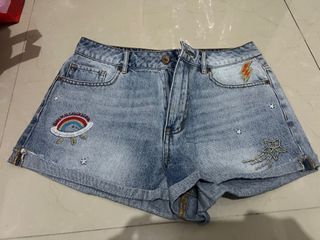 (Kategori: ) berada di . Dikirim oleh lorasthings (ID iklan 1448062980, Gambar 1). Deskripsi: .
