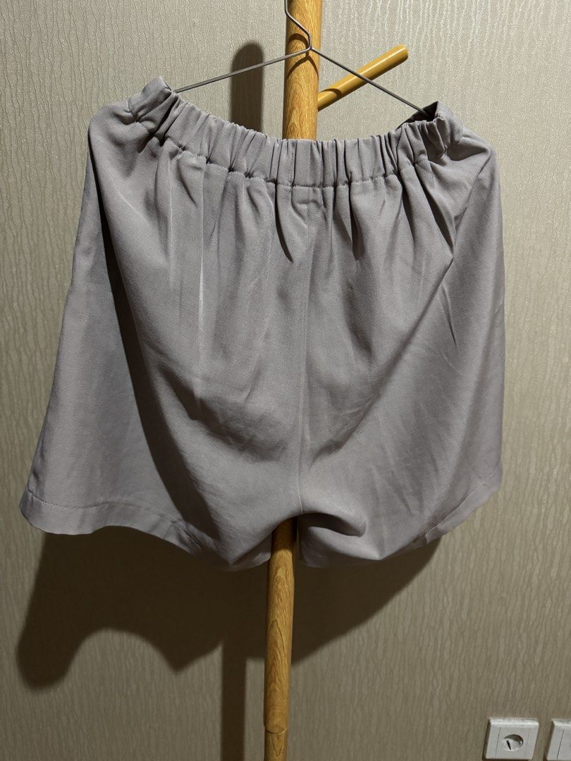 Celana Pendek size fit to L (Kategori: Bawahan) berada di Jakarta Barat. Dikirim oleh mapplehouse (ID iklan 1447947090, Gambar 3). Deskripsi: .