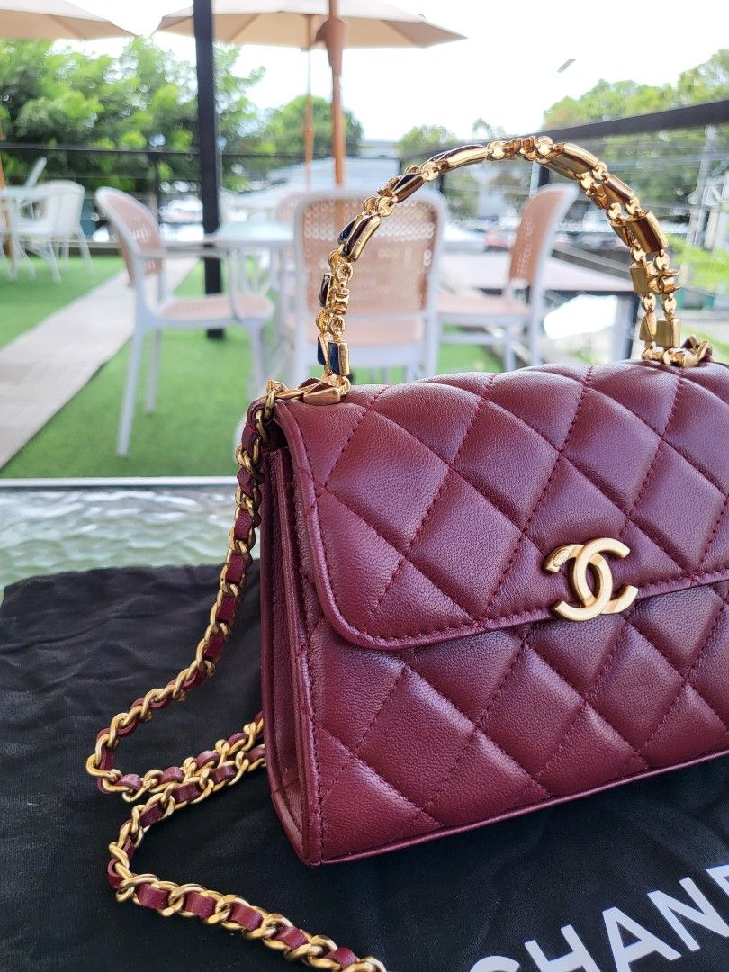 CHANEL TOP HANDLE FROM JAPAN (Category: Luxury Bags & Wallets) located in Manila. Submitted by mrszregeng (Listing ID 1447979437, Image 2). Description: 🇯🇵JAPAN PRELOVED SOURCE 💯 GENUINE LEATHER WITH DUSTBAG, WITH BOX WITH HOLO STICKER, AND CARD.
