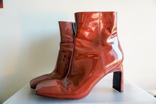 由 garments.archive (刊登 ID 1447895467，圖片 1) 提交，位於 的 (類別：)，說明：。