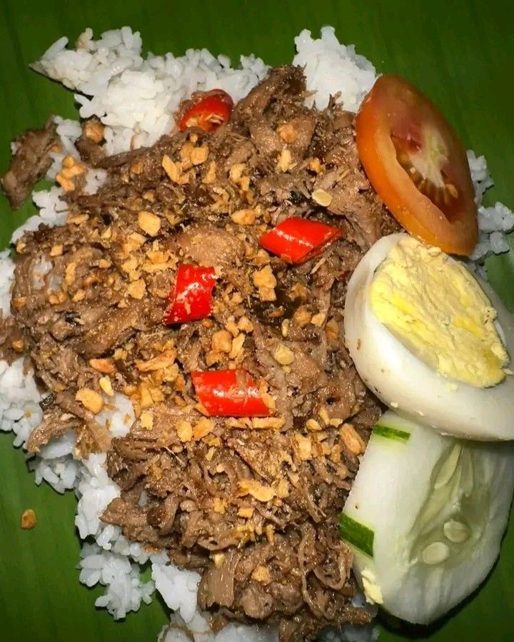 Chicken Pastil (Category: Packaged & Instant Food) located in Manila. Submitted by mightycloud_1992 (Listing ID 1448016155, Image 2). Description: "Saktong sakto para sa biglaang Cravings" Siksik sa laman yarrrn😋 Chicken Pastil in a jar 120ml Original & Spicy flavor Shelf Life: 3-6 months #chickenpastil #pastil .