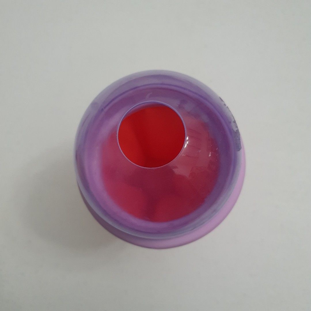 ChillFactor Pink Slushy Maker Cup with Lid and Rings (Category: Other Kitchenware & Tableware) located in Paranaque City. Submitted by cobien (Listing ID 1448073016, Image 2). Description: - Make delicious slushies at home! - Pink ChillFactor slushy maker cup with purple lid and rings. - Easy to use: Freeze, fill with your favorite drink, and squeeze. - Fun for all ages and perfect for beating the heat..