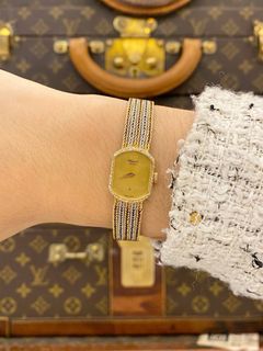 (Category: ) located in . Submitted by redrabbitluxury (Listing ID 1448042738, Image 1). Description: .
