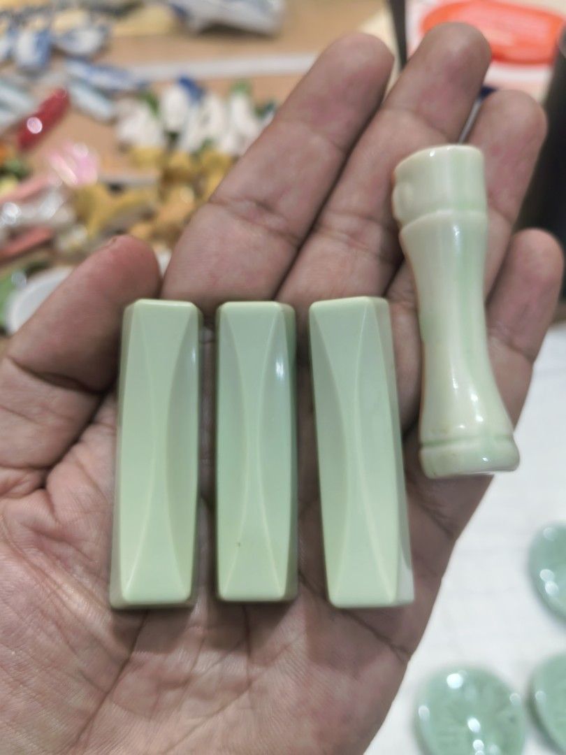 Chopstick Rest Set of 10 (Category: Other Kitchenware & Tableware) located in Cebu City. Submitted by dudes_villanueva (Listing ID 1447887413, Image 3). Description: Chopstick Rest Take All Sold as is.