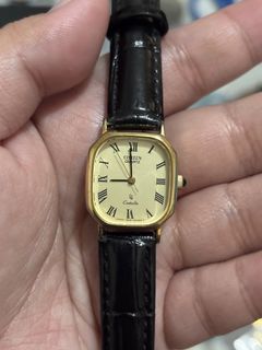 (Category: ) located in . Submitted by timelesswatchbycla (Listing ID 1447888329, Image 1). Description: .