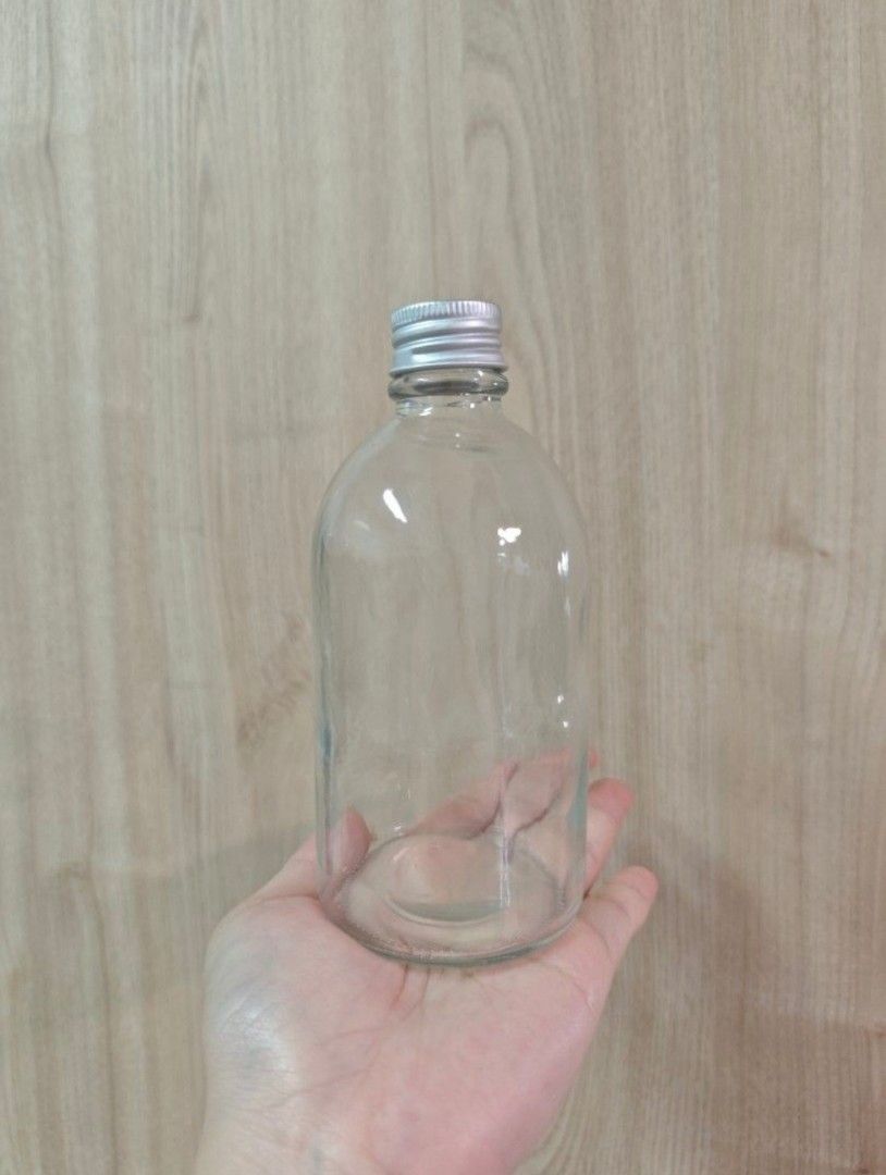 Clear Glass Bottles (280ml) with Silver Caps501718780153047044