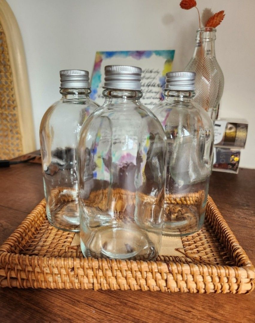 Clear Glass Bottles (280ml) with Silver Caps