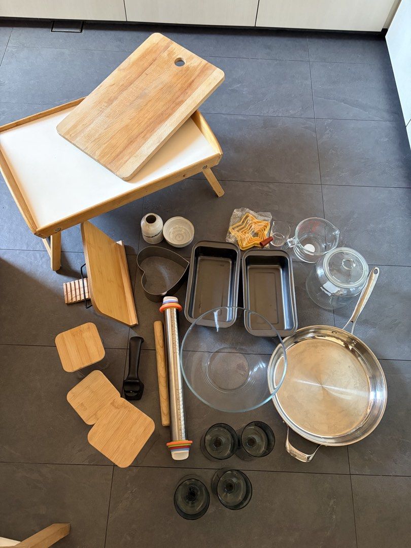 Cookware bakeware kitchen miscellaneous