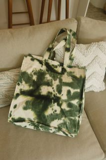 (Category: ) located in . Submitted by off.day.thrifter (Listing ID 1447945448, Image 1). Description: .