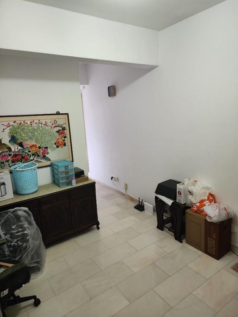 (Category: ) located in . Submitted by coldieteo (Listing ID 1447955031, Image 1). Description: .