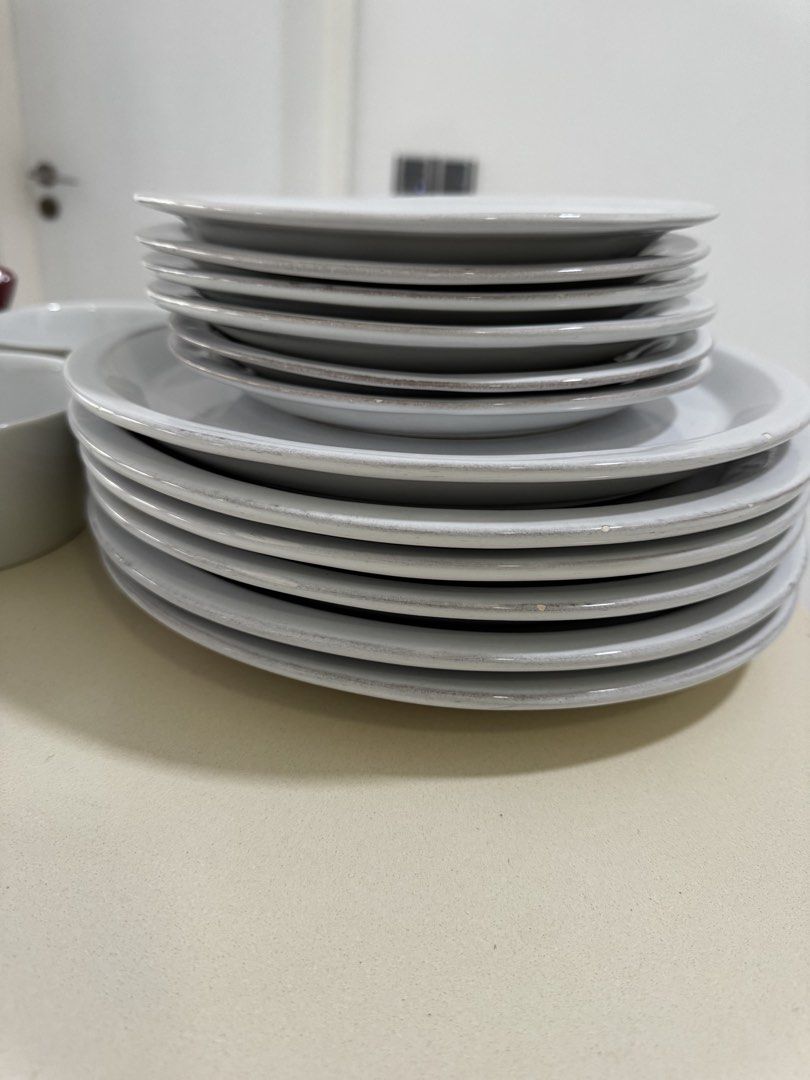 Crate & Barrel White Dinner Plates Set501709484726036485