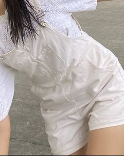 (Category: ) located in . Submitted by ig.finds (Listing ID 1447937674, Image 1). Description: .