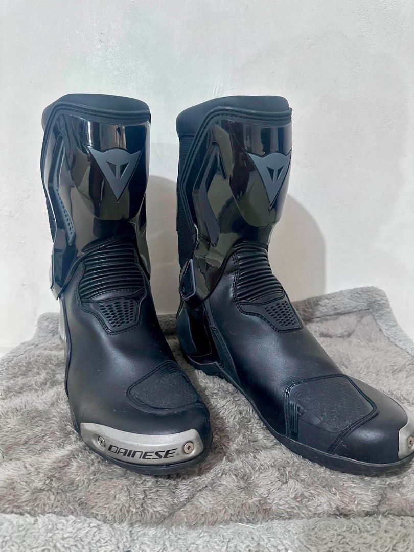 Dainese TORQUE 3 OUT (Category: Boots) located in Mabalacat. Submitted by ken_reyes0918 (Listing ID 1447917933, Image 2). Description: - Dainese Racing Motorcycle Boots - Size: EU 44, US 10, UK 9 - Color: Black - Features: Protective shin guards, ankle support - Closure: Full zip at the back for easy wear - Ideal for: Track days and street riding - Origin: Made in Romania ORIGINAL PRICE 23,500.