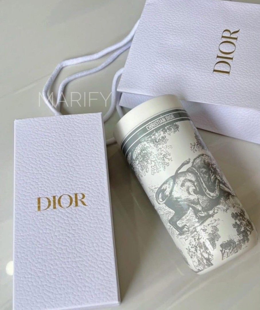 Dior Mug de Voyage GWP (Category: Water Bottles & Tumblers) located in Cabuyao City. Submitted by marifyyy (Listing ID 1447909607, Image 2). Description: brand new, w/box & paperbag Unveiled as part of the Dioriviera collection, crafted in stainless steel, a 400ml gift with purchase (GWP) travel mug • 80% stainless steel, 18% plastic, 2% silicone • hand wash •do not put in the microwave 🌹Please do not compare complimentary items to full-sized, b