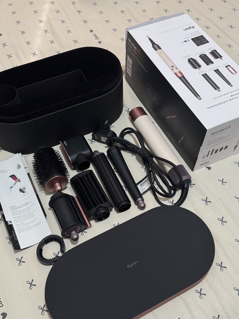 dyson airwrap id (Category: Hair) located in Mandaluyong City. Submitted by sweetboutiqueph (Listing ID 1448057621, Image 1). Description: selling my Dyson Airwrap i.d. 🩷 bought in korea 🇰🇷 ₱27,500 rfs: not being used ✿ complete inclusions ✿ with box & storage case ✿ excellent condition hoping it goes to someone who’ll actually enjoy using it. 🤍 PM if interested!.