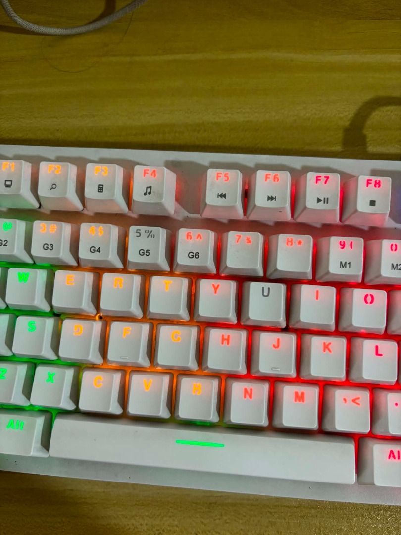 Fantech Maxpower MK853 Mechanical Keyboard White RGB (Category: Computer Keyboard) located in Manila. Submitted by cyrineravina (Listing ID 1447958677, Image 3). Description: Fantech Maxpower MK853 Mechanical Keyboard White Casing with RGB Lighting Issue: Num key keeps turning on/off Enter key clicked as 4 if Num is enabled Some keys have no light No box.