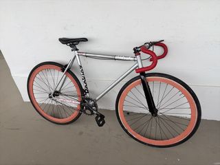 (Category: ) located in . Submitted by mnbe12 (Listing ID 1447969695, Image 1). Description: .