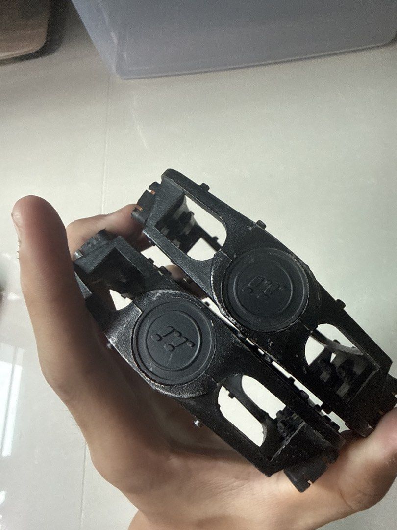 Flat pedals. (Category: Parts & Accessories) located in Singapore. Submitted by lampahbikes (Listing ID 1447921023, Image 4). Description: WTS Flat pedals. Threading is still okay, in good conditions. LF 15 firm..