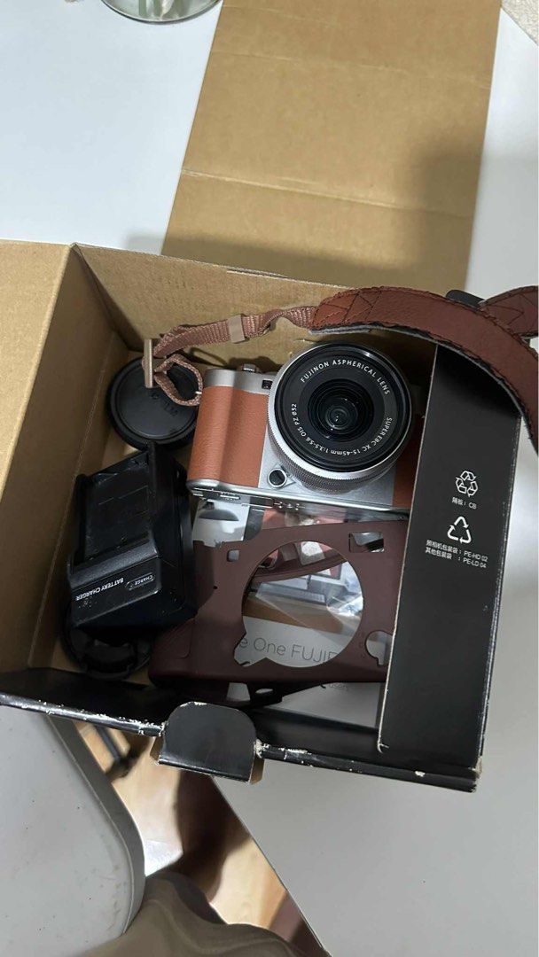 Fujifilm XA5 Mirrorless (Category: Cameras) located in Marikina City. Submitted by thewardrobemnl (Listing ID 1448024558, Image 1). Description: In very good condition. Lady owned. No issue. No dents. No scratches. Inclusions: - Unit (brown color) - Box - Manual - 15-45mm kitlens - Original battery (2pcs) - Original wired charger - Lens cap Freebies - Black silicon case - Camera neck strap - Camera cleaning kit - Camera bag 📍Marikina.