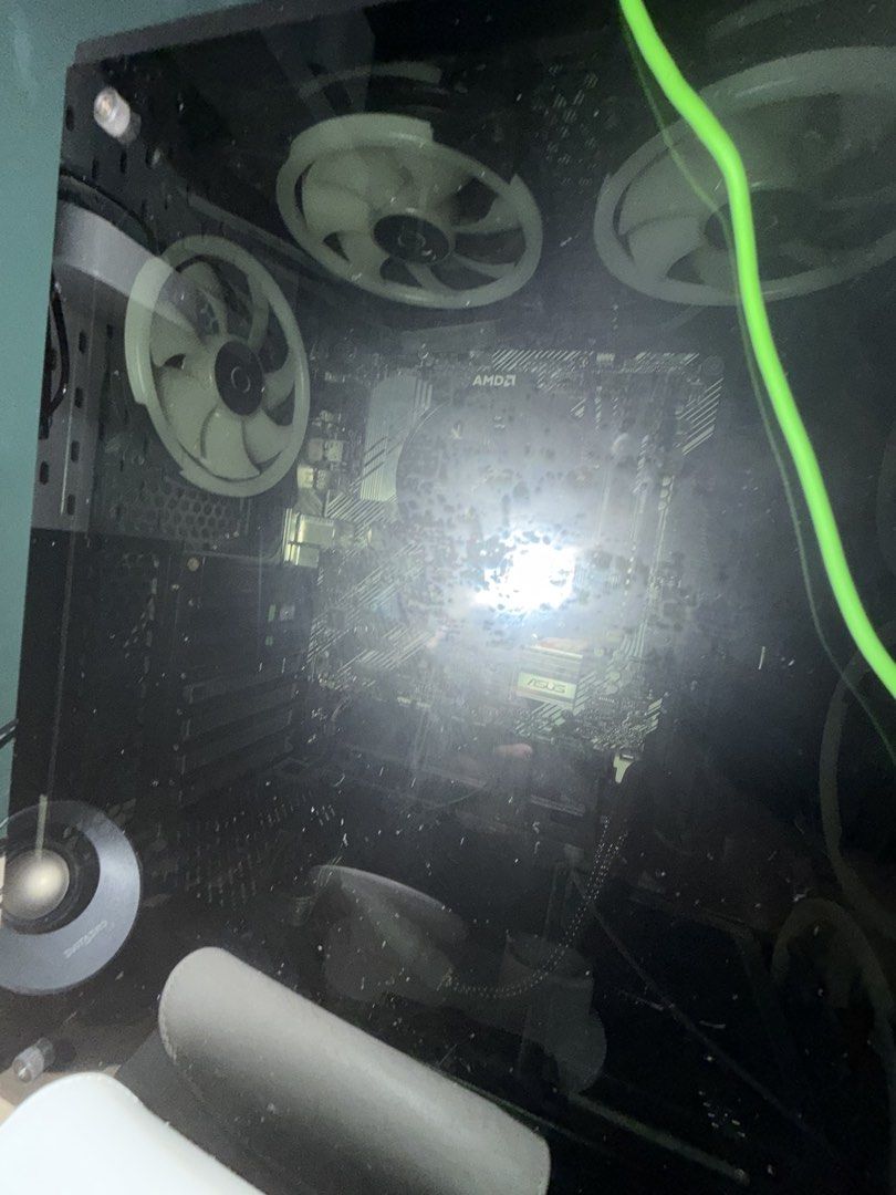 Full set desktop (no graphics card)502186985768898562