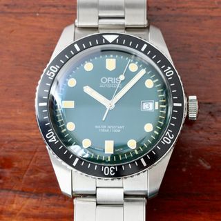 (Category: ) located in . Submitted by 1minutewatchguy (Listing ID 1447944274, Image 1). Description: .