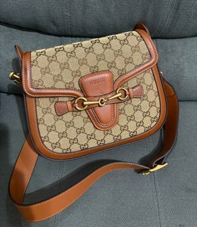 (Category: ) located in . Submitted by luxxechic (Listing ID 1447930152, Image 1). Description: .