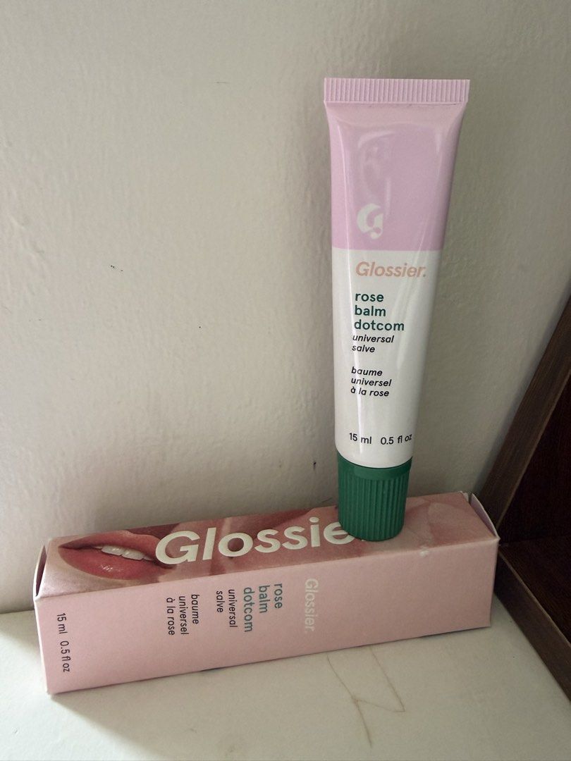 Glossier Rose Balm Dotcom (Category: Makeup) located in Quezon City. Submitted by helpmegraduate (Listing ID 1447574862, Image 2). Description: - Cult-favorite do-everything balm - Instantly nourishes lips, cuticles, and dry skin - Rich formula with antioxidants and natural emollients - Moisturizing and nourishing - Cruelty-free - 15 ml / 0.5 fl oz.