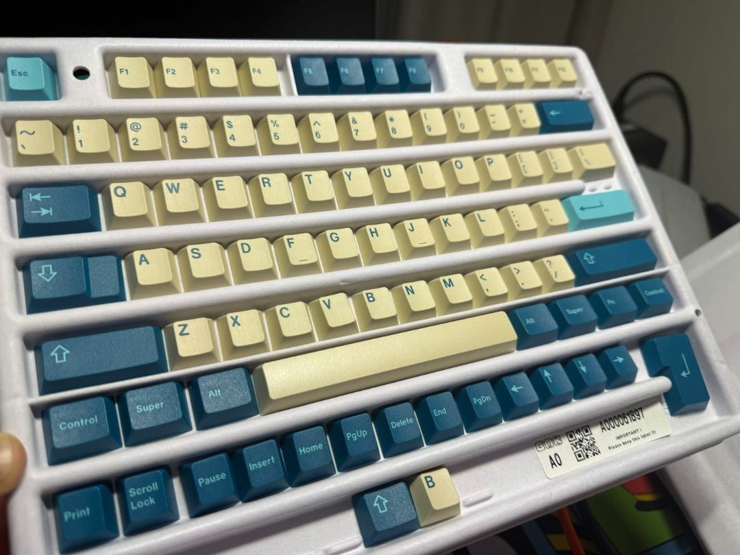 GMK Just Beachy Grand Base Kit502318074472048642