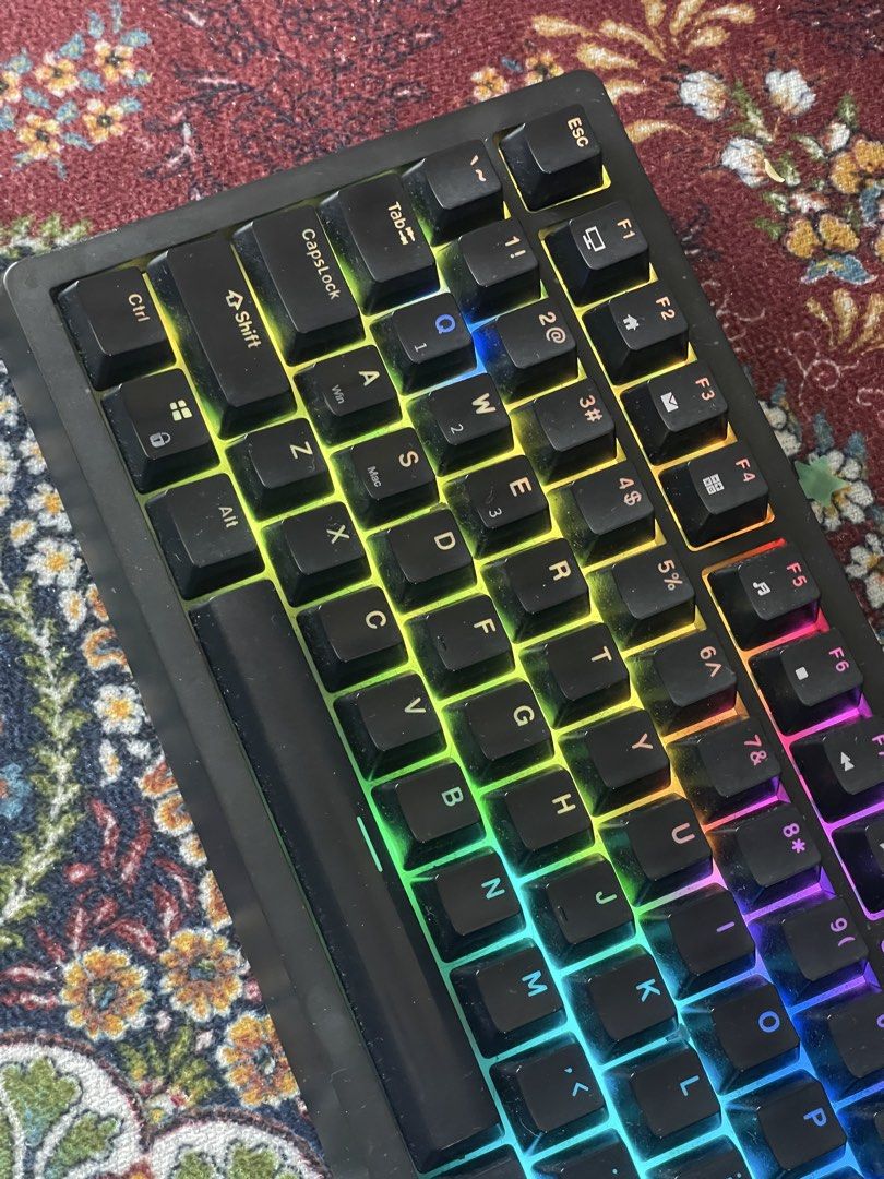 GMMK PRO Mechanical Keyboard RGB Black (Category: Computer Keyboard) located in Cebu City. Submitted by jjjjjabcde (Listing ID 1447940407, Image 1). Description: - GMMK Pro Mechanical Keyboard (Black) - 75% Layout - Features a Rotary Knob - Customizable RGB Backlighting - Ideal for Gaming and Typing - Selling as I've upgraded - Feel free to ask questions!.