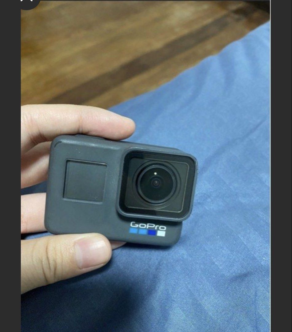 GoPro Hero 6 Black Action Camera (Category: Cameras) located in Tarlac. Submitted by sheyaaa25 (Listing ID 1448032069, Image 2). Description: - GoPro Hero 6 Black - Like new - Small and portable design - Easy to use .