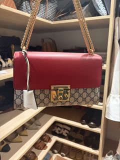(Category: ) located in . Submitted by preloved_tdc (Listing ID 1448016430, Image 1). Description: .