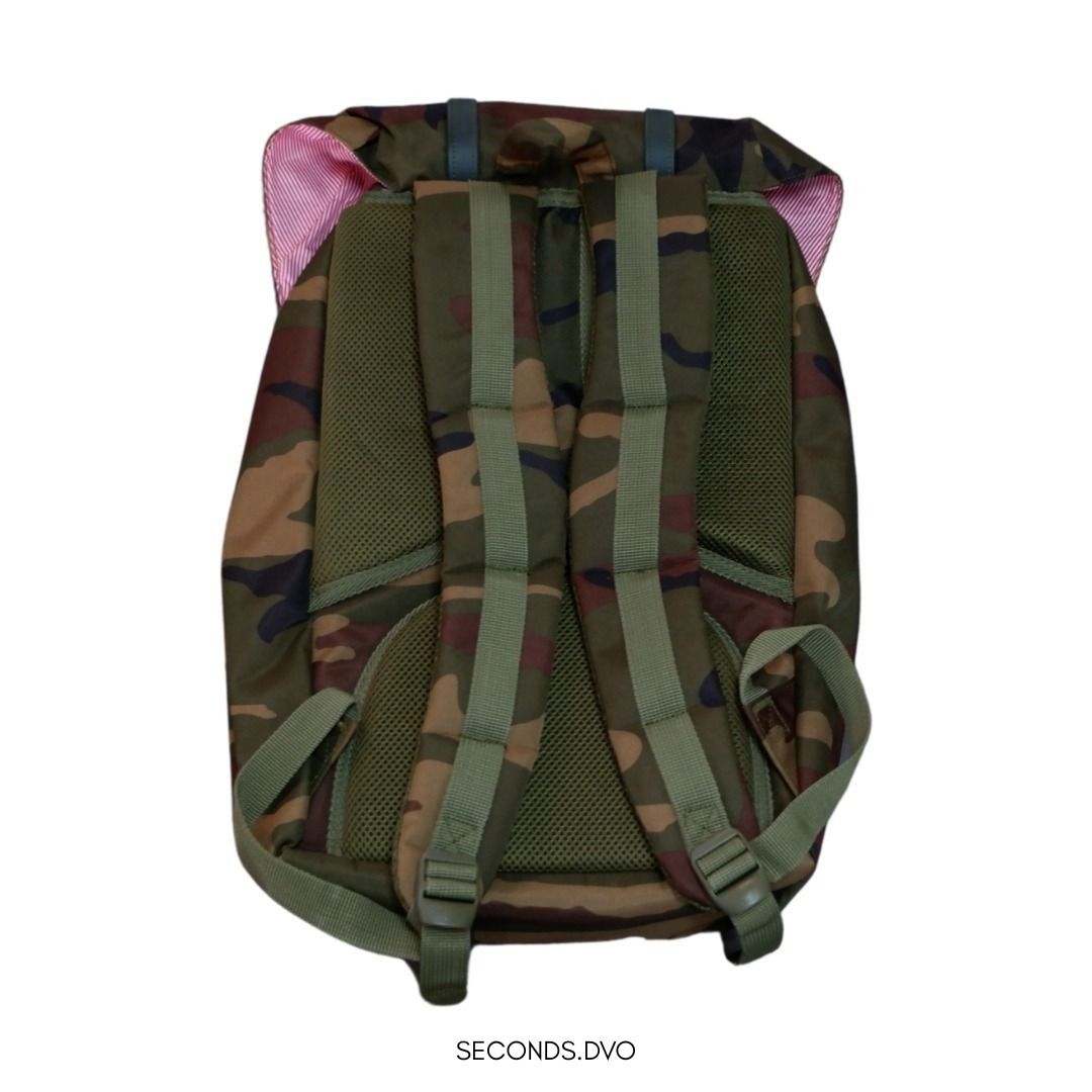 Herschel Little America Backpack 25L (Category: Backpacks) located in Davao. Submitted by seconds.dvo (Listing ID 1373453546, Image 2). Description: - 💯 Authentic - Condition: 8/10 - Issue: chipped paint on buckles - Dimensions: check last photo - Payment: Gcash, GoTyme, UB - Location: Davao City.