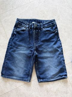 (Category: ) located in . Submitted by cvp2007 (Listing ID 1447890851, Image 1). Description: .