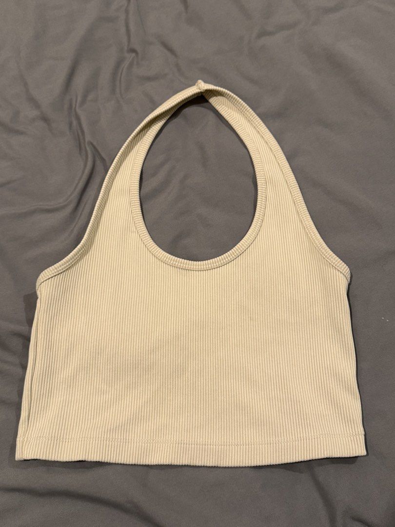 H&M Ribbed Halter Crop Top Beige Size S (Category: Sleeveless) located in Quezon City. Submitted by ianne.declutter (Listing ID 1448003236, Image 1). Description: I think its more XS than S - H&M Ribbed Halter Neck Crop Top - Color: Beige - Material: Super comfy and stretchy - Versatile: Great for layering or wearing on its own - Easy to style: Pairs well with jeans or skirts.