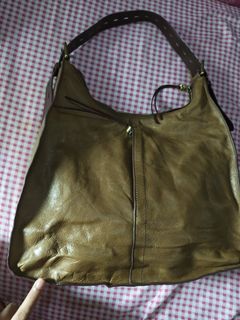(Category: ) located in . Submitted by fortheloveofthrifts (Listing ID 1447957161, Image 1). Description: .