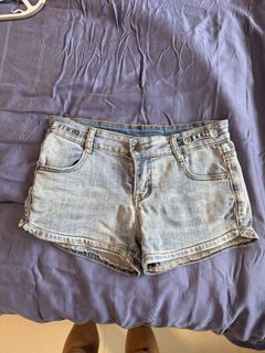 (Category: ) located in . Submitted by qinqin_27 (Listing ID 1447941816, Image 1). Description: .