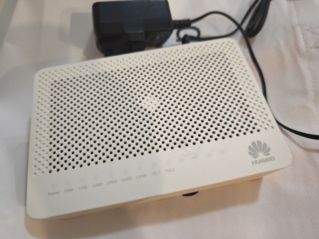 Huawei EchoLife HG8240H5 GPON Terminal WiFi Router