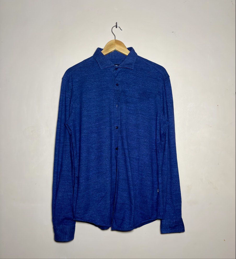 Hugo Boss (Category: Formal Shirts) located in Dumaguete. Submitted by delfinds (Listing ID 1446857337, Image 1). Description: Hugo Boss long sleeve Large Dimes: 22x28 Excellent condition 9.8/10 color rate No issue 650 + sf Loc: Dumaguete City, Negros Oriental 📩📩📩.