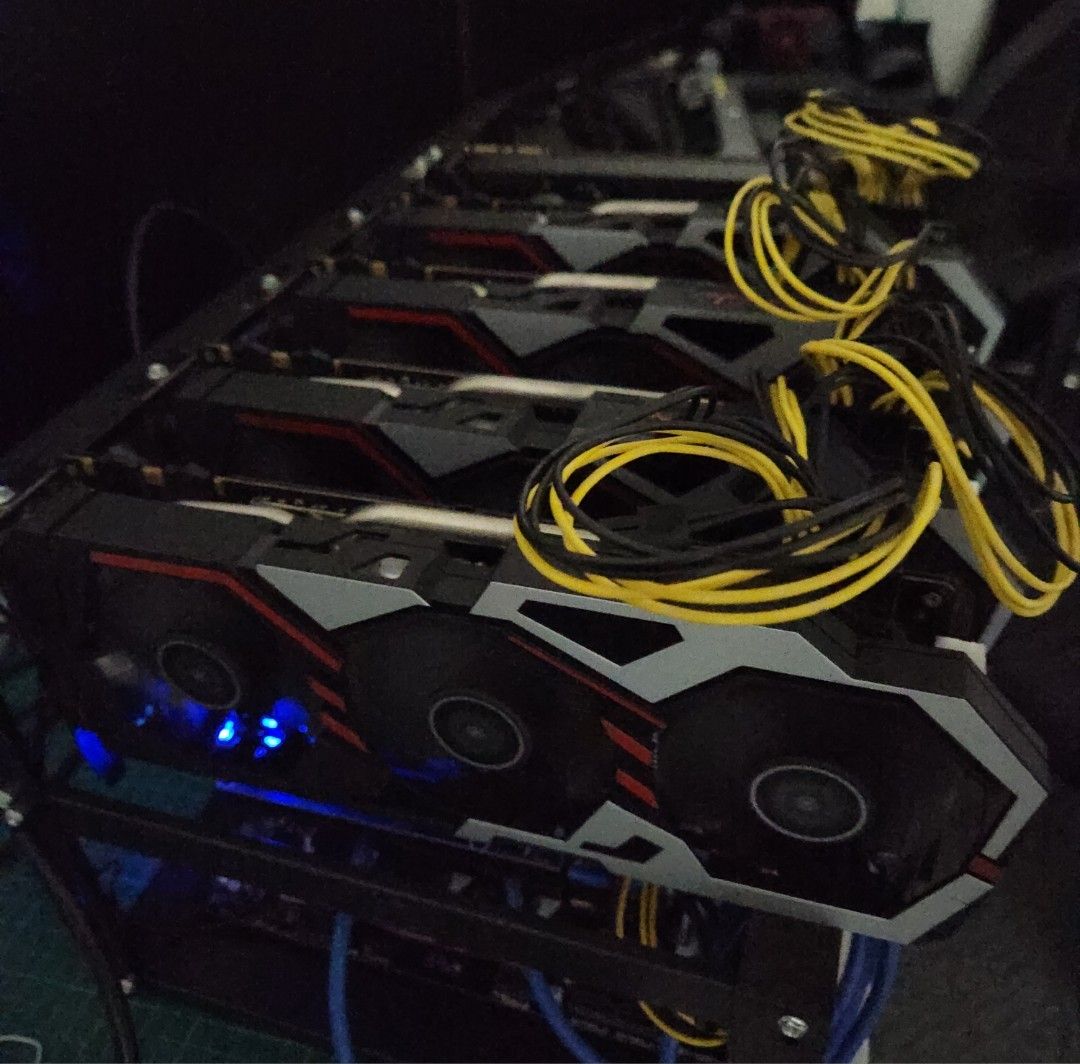 iGame Graphics Card - Triple Fan Cooling501925840757073921