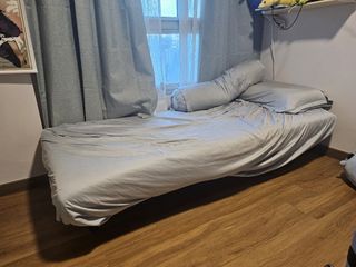 (Category: ) located in . Submitted by lyroia (Listing ID 1447926942, Image 1). Description: .