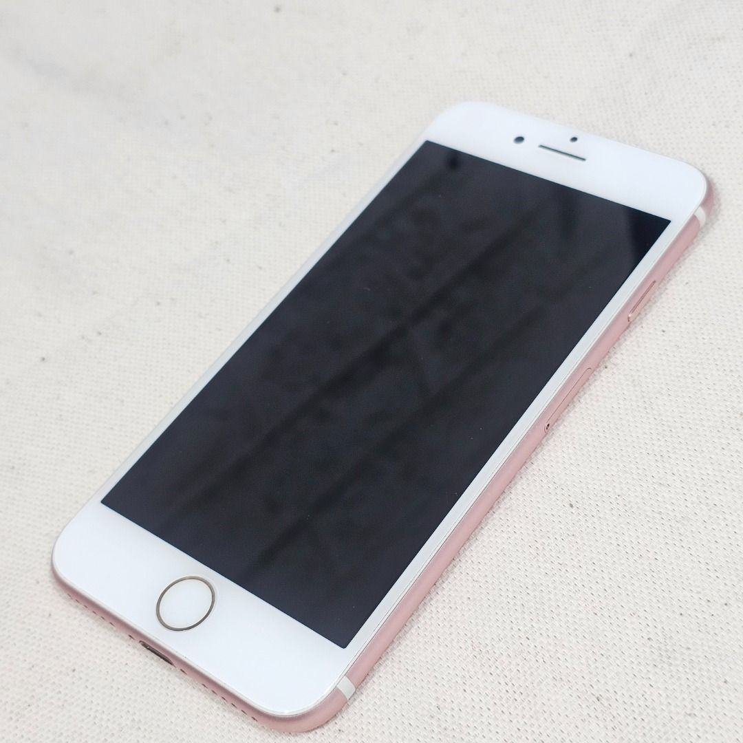 iPhone 7 | 128GB | Rose Gold | Excellent Condition | Openline (Category: iPhone 7 Series) located in Muntinlupa City. Submitted by kmchbkmbp (Listing ID 1448010091, Image 2). Description: Selling my iPhone 7 (128GB) in the Rose Gold color. Bought second-hand from Facebook Marketplace and mainly used as a dedicated digicam, so it has seen very light use. 📱 Details: Model: iPhone 7 Color: Rose Gold Storage: 128GB Openline (works with all networks)