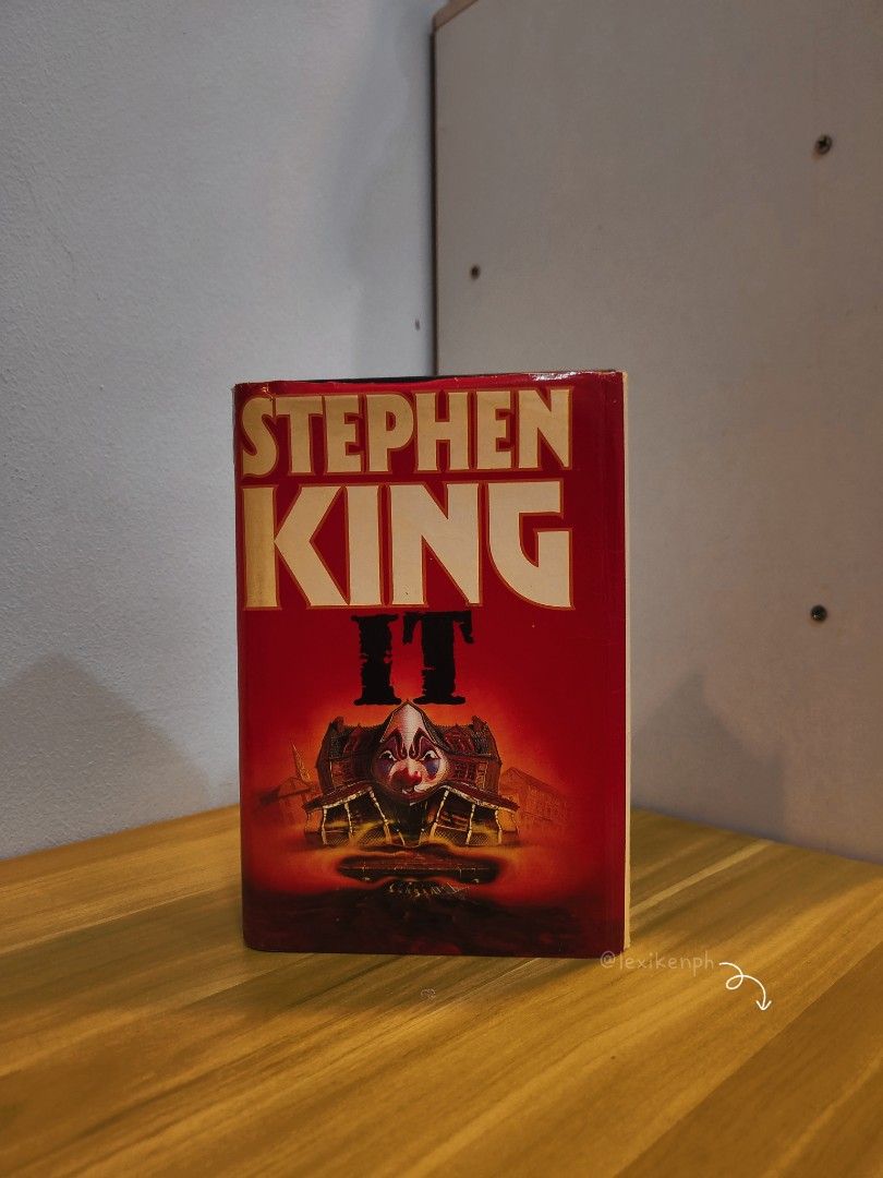 IT by Stephen King | HB (Category: Storybooks) located in Cebu City. Submitted by lexikenph (Listing ID 1447909991, Image 1). Description: - Stephen King's classic horror novel, IT - A must-have for fans of Stephen King's work Hi book lovers. Letting go some of my books. Hope these books find their new lovely owners soon. Preloved copies. Please manage expectations that some of these books are either in acceptable, good, or in very good condition