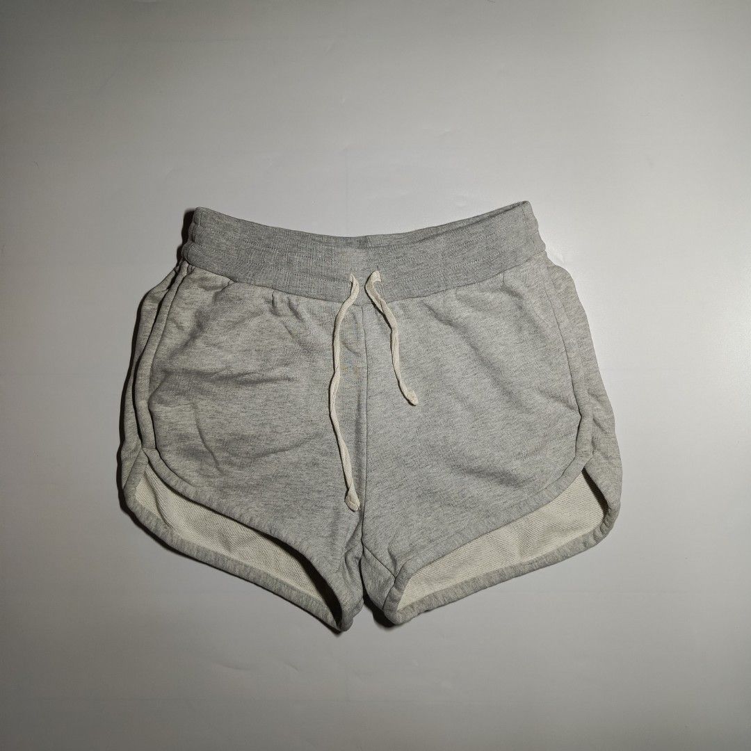JIL SANDER Dolphin Shorts (Category: Shorts) located in Manila. Submitted by deftzy (Listing ID 1447902140, Image 1). Description: Waist: 24" - 30" Length: 13".