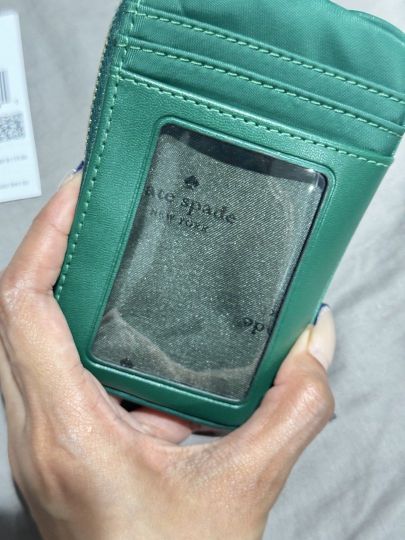 KATE SPADE LANYARD WALLET (Category: Luxury Bags & Wallets) located in Manila. Submitted by shophard3rr (Listing ID 1447925088, Image 3). Description: .